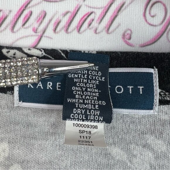 Karen Scott top shirt firework flowers floral  Black and White Floral Blouse - Picture 12 of 14